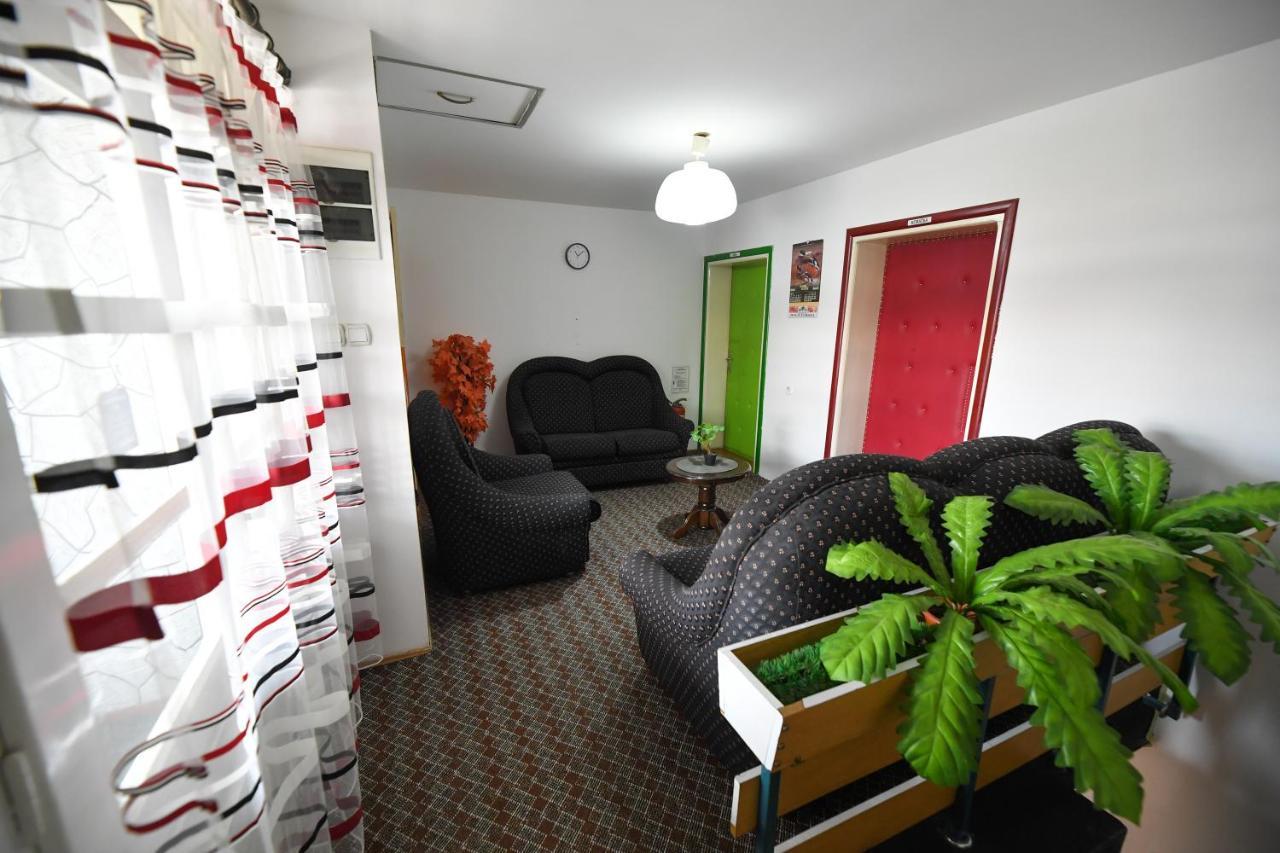 Vila Mala Evropa Leskovac  Extérieur photo